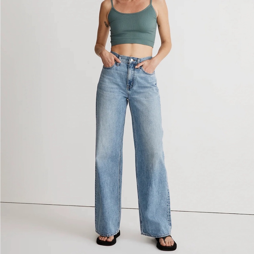 NWT Madewell Superwide-Leg Jeans in Varian Wash - size 28